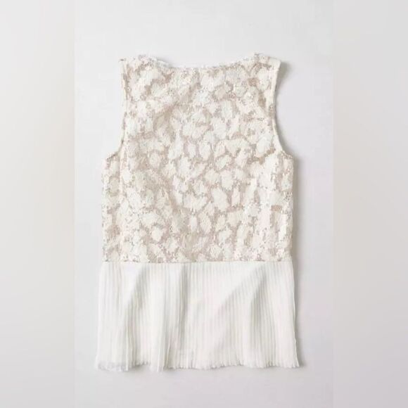 Anthropologie Meadow Rue Ivory & Gold Sequin Sleeveless Top Pleated Back M - Picture 2 of 2
